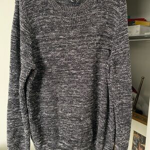 Men's Black and Gray Sweater